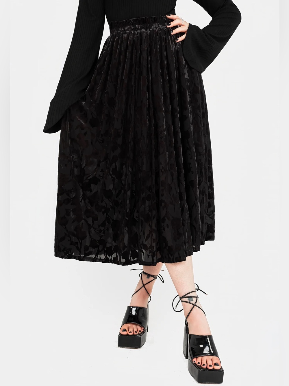 Disturbia | Ava Devoré Midi Skirt